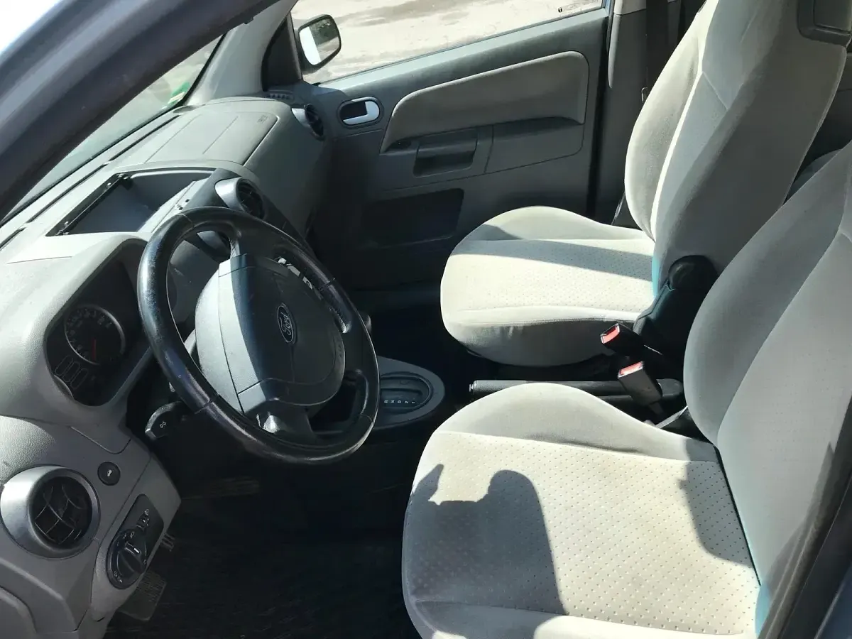 Gebraucht Ford Fusion 101 PS (74 kW) 2004 Blau Kleinwagen