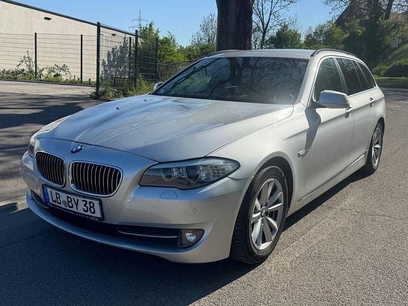 Usata BMW 520 184 CV (135 kW) 2011 Argento Station wagon