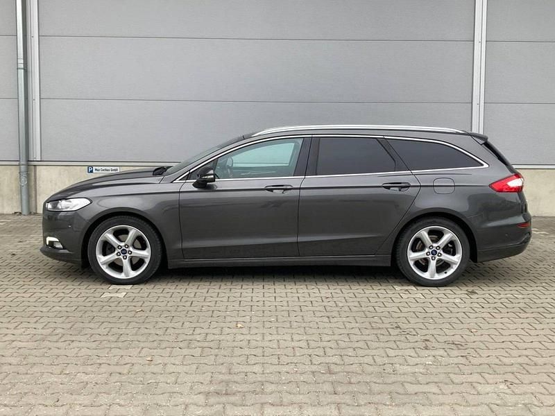 Gebraucht Ford Mondeo Titanium 150 PS (110 kW) 2016 Grau Kombi