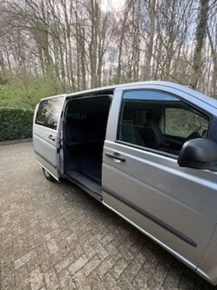 Gebraucht Mercedes Vito 163 PS (119 kW) 2014 Silber Van