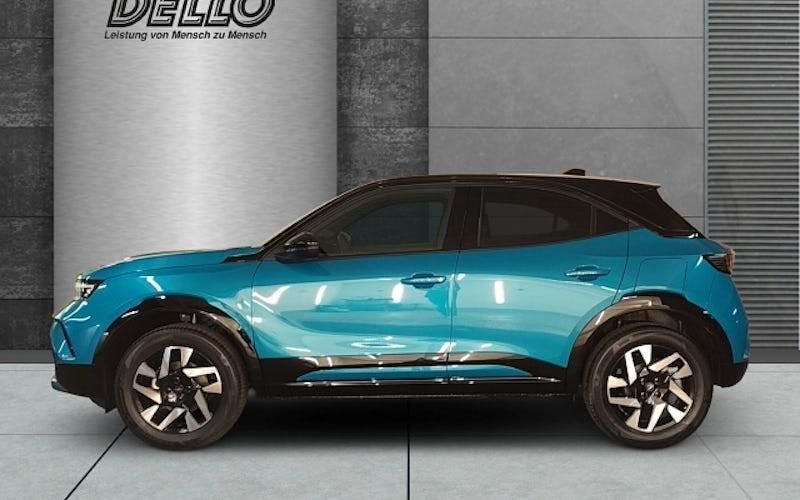 Neu Opel Mokka 136 PS (100 kW) 2025 Tropikal grün SUV