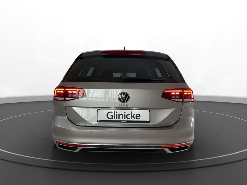 Gebraucht VW Passat GTE 218 PS (160 kW) 2020 Silber (pyritsilber metallic) Kombi