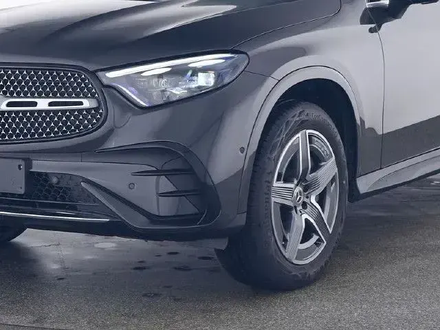 Gebraucht Mercedes GLC300e 313 PS (230 kW) 2024 SUV