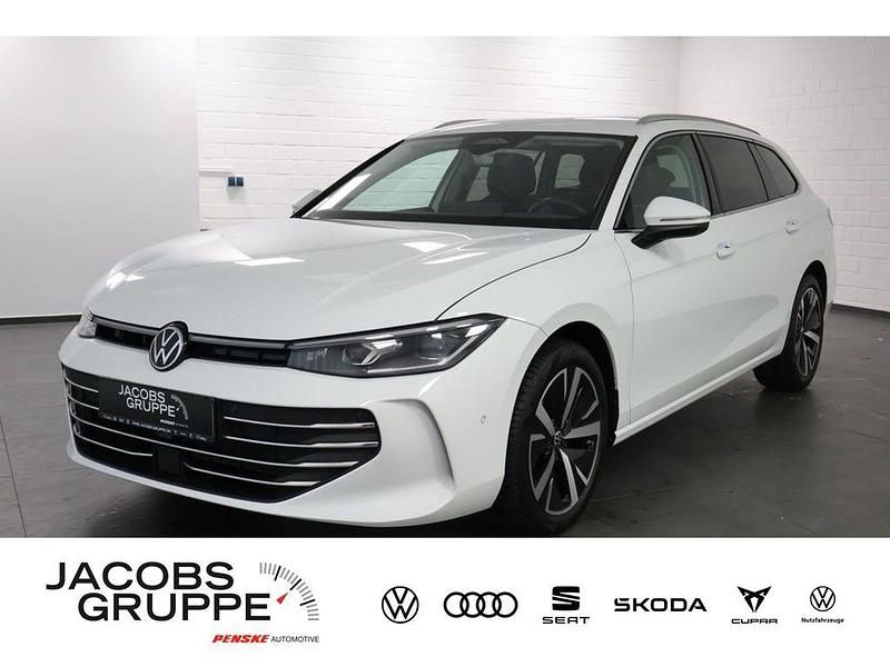Weiß Gebraucht 2025 VW Passat Business Kombi | 34.880 € (Fairer Preis) - Bild 1/4