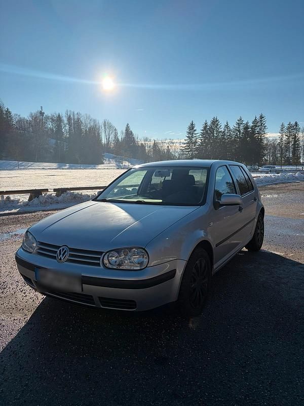 Gebraucht VW Golf IV 110 PS (80 kW) 2001 Silber Kleinwagen