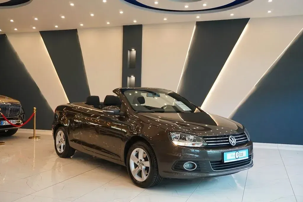 Gebraucht VW Eos Basis 122 PS (89 kW) 2012 Schwarz Cabrio