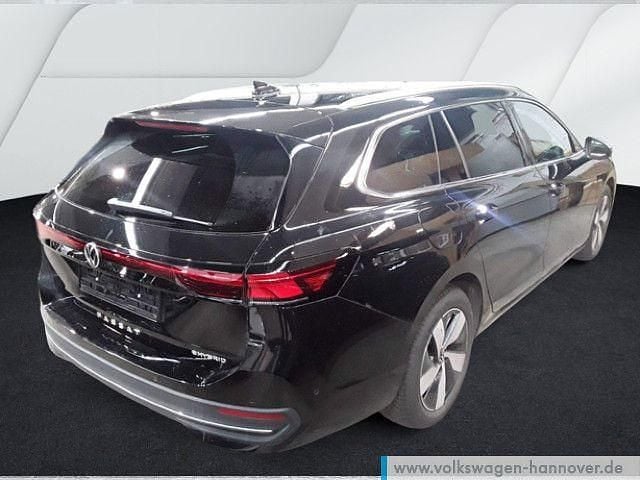 Gebraucht VW Passat Business 150 PS (110 kW) 2025 Schwarz Kombi