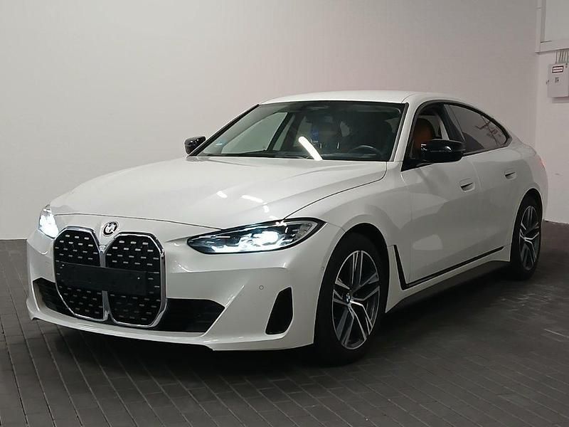Weiß Gebraucht 2023 BMW 420 Gran Coupé Performance Coupé | 37.793 € (Superpreis) - Bild 1/4