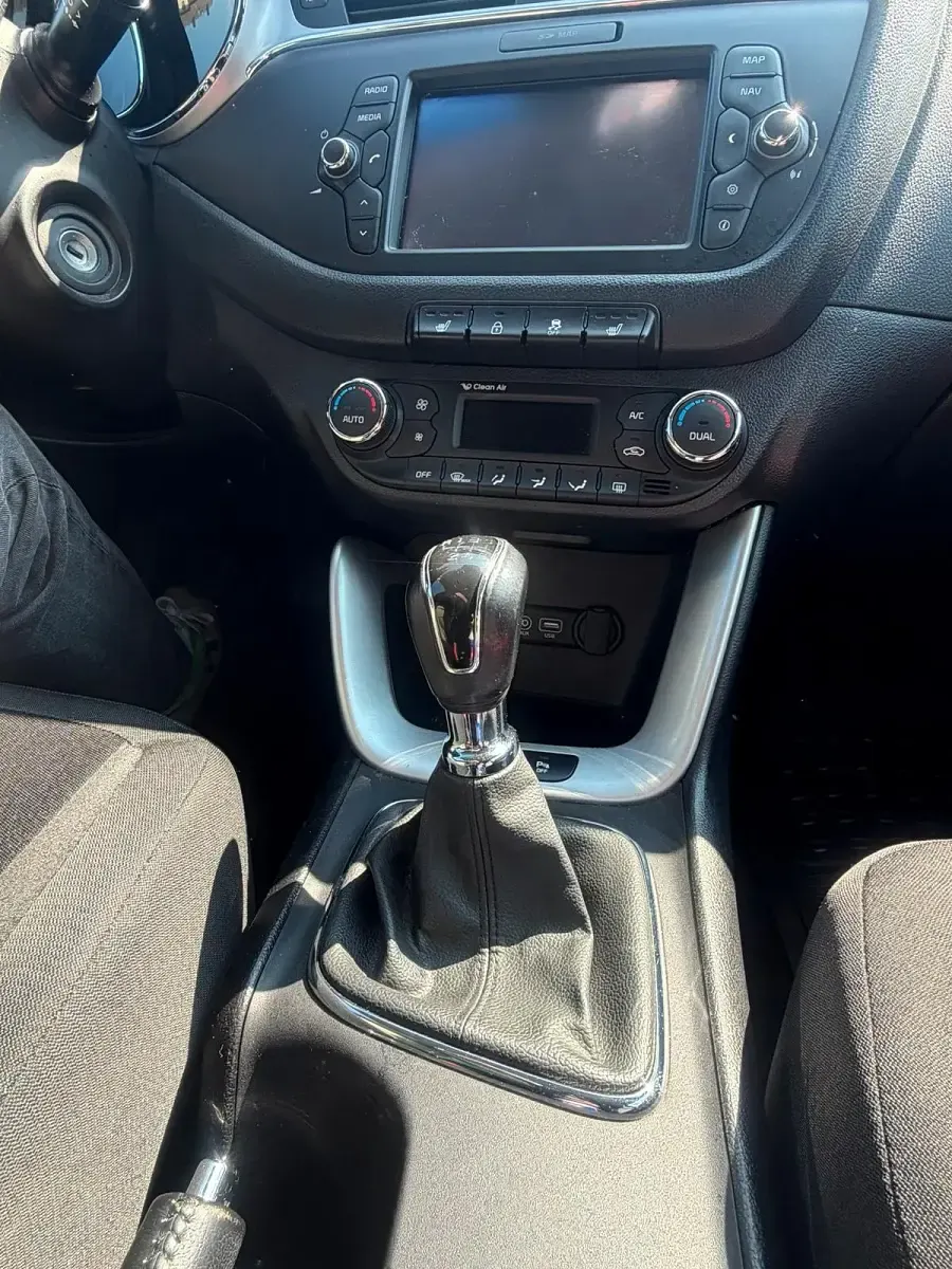 Gebraucht Kia Ceed DREAM-TEAM Edition 99 PS (72 kW) 2016 Grau Kleinwagen