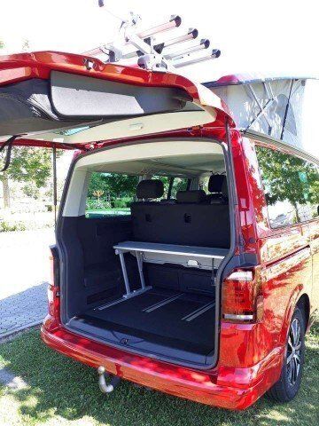 Gebraucht VW T6 Beach 150 PS (110 kW) 2018 Rot metallic Van