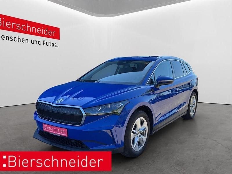 Blau Gebraucht 2022 Skoda Enyaq iV SUV | 31.850 € (Guter Preis) - Bild 1/4