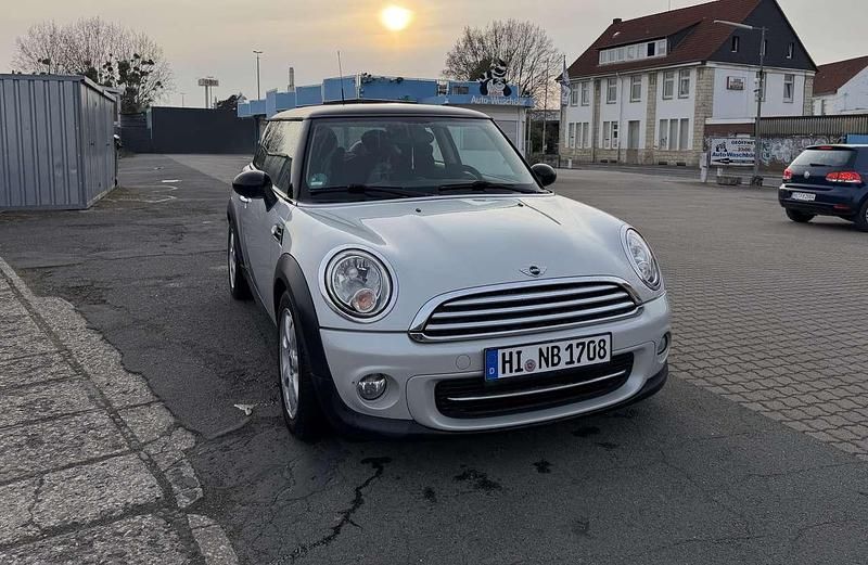 Gebraucht Mini ONE 90 PS (66 kW) 2011 Silber Kleinwagen