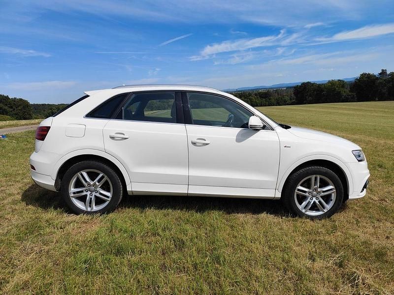 Weiß Gebraucht 2014 Audi Q3 S-Line SUV | 12.200 € (Fairer Preis) - Bild 1/4
