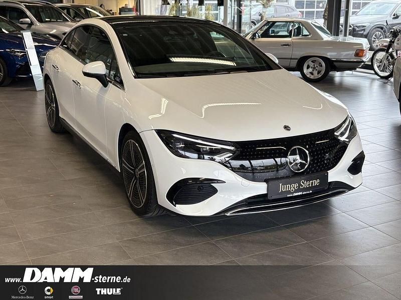 Gebraucht Mercedes EQE300 Electric Art 180 kW (245 PS) 2024 Opalithweiß bright Limousine