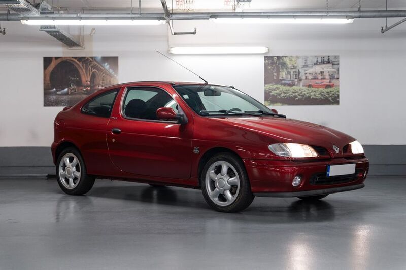 Rot Gebraucht 1995 Renault Mégane Coupé | 13.900 € - Bild 1/4