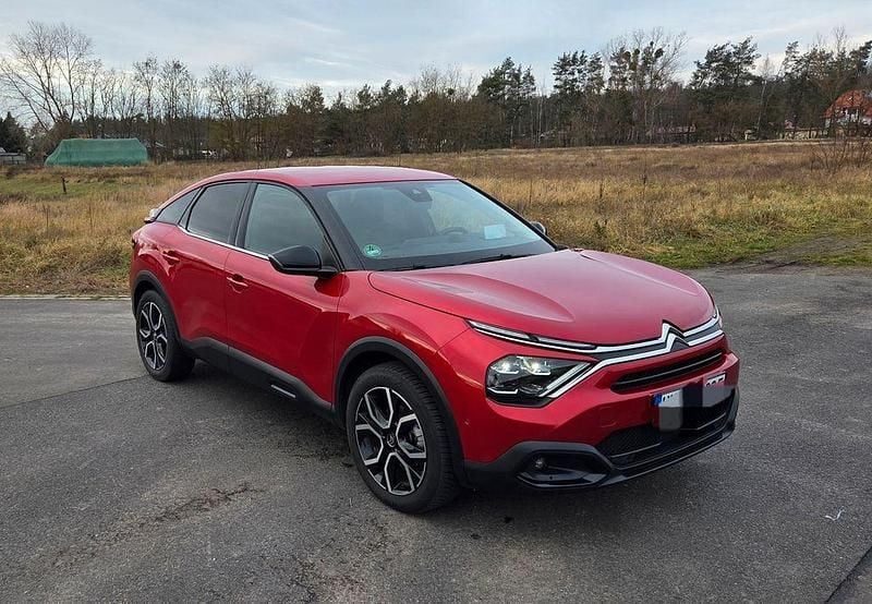 Gebraucht Citroën e-C4 100 kW (136 PS) 2022 Rot Limousine