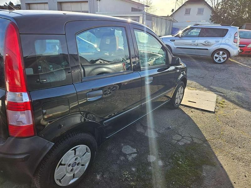 Gebraucht Fiat Panda Active 54 PS (39 kW) 2009 Crossover schwarz Kleinwagen