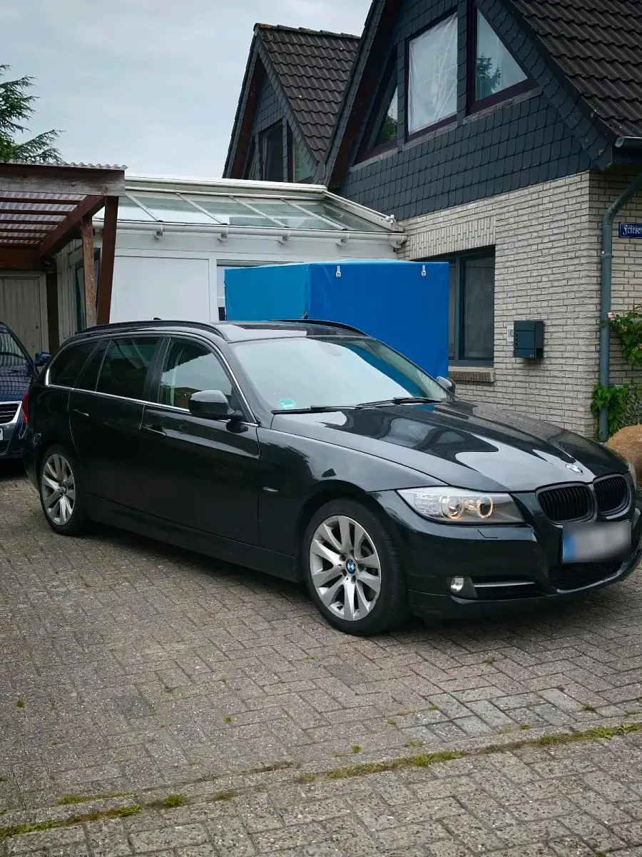 Gebraucht BMW 325 300 PS (220 kW) 2010 Schwarz Kombi
