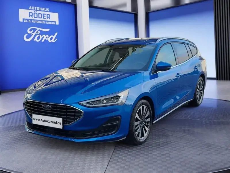 Gebraucht Ford Focus Titanium X 116 PS (85 kW) 2023 Desert island blue metallic Kombi