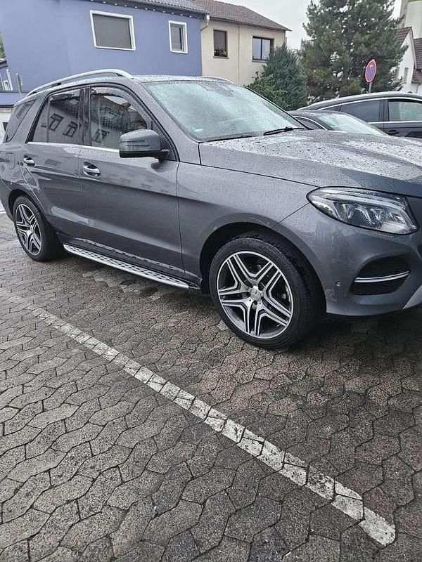 Gebraucht 2017 Mercedes GLE350 Exclusive SUV | 26.500 € (Guter Preis) - Bild 1/4