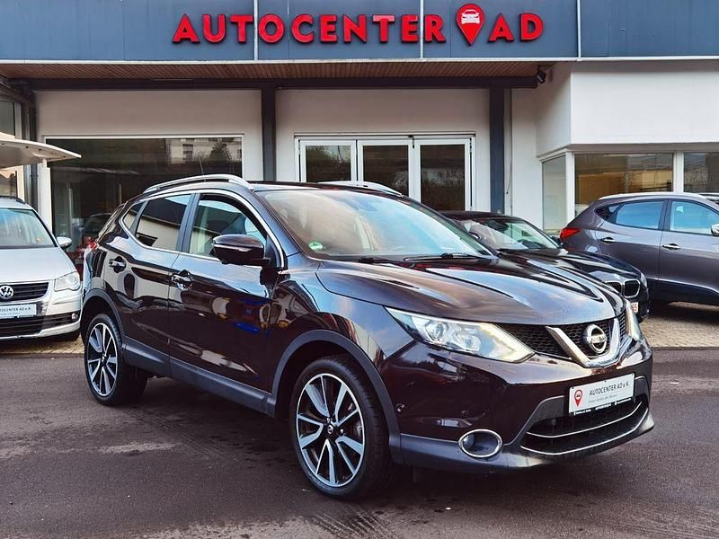 Schwarz Gebraucht 2014 Nissan Qashqai Tekna+ SUV | 10.990 € (Fairer Preis) - Bild 1/4