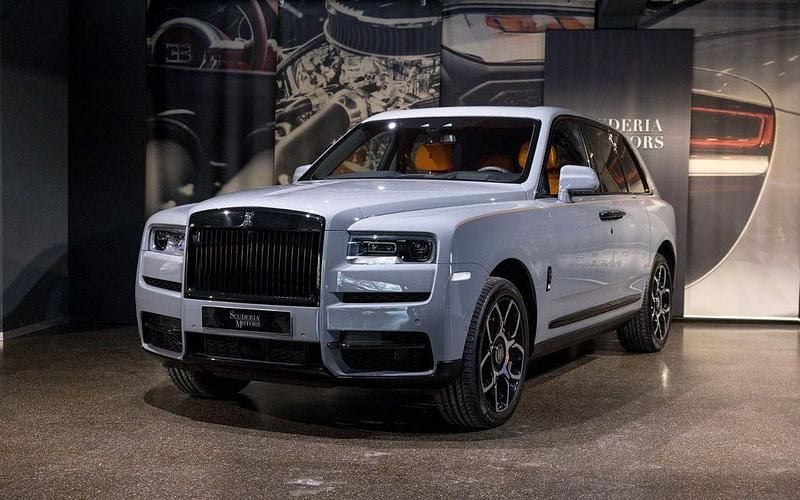 Burnout grey Gebraucht 2023 Rolls Royce Cullinan SUV | 422.450 € (Superpreis) - Bild 1/4