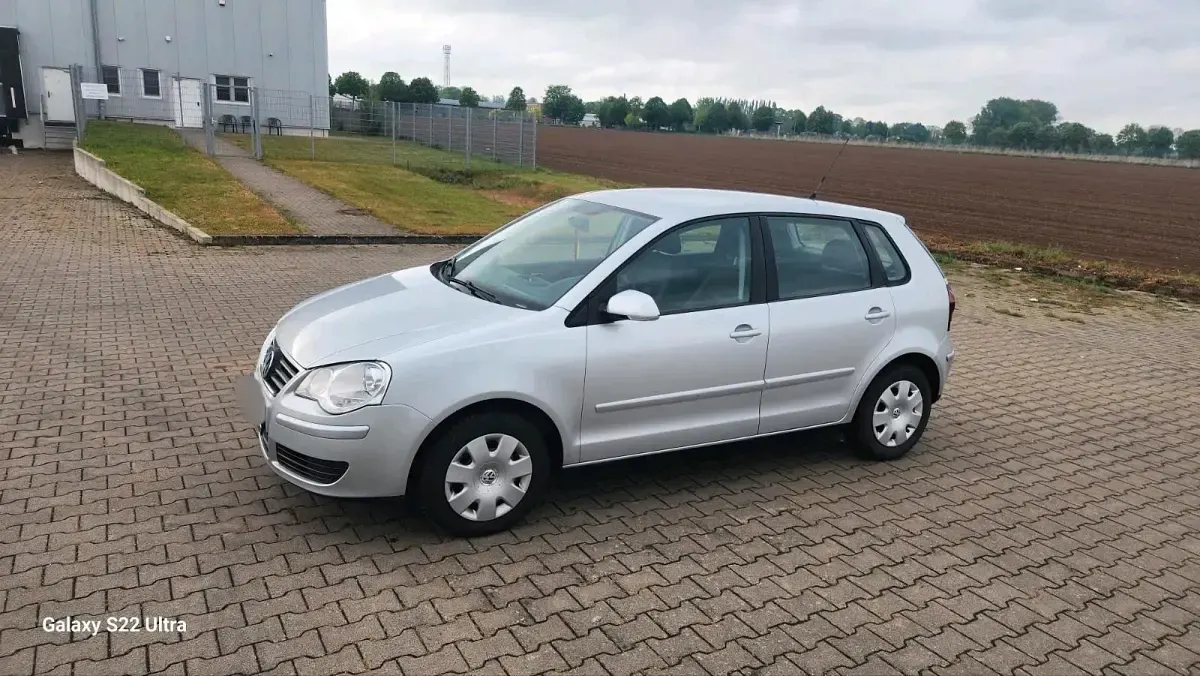 Gebraucht VW Polo 69 PS (50 kW) 2008 Grau Kleinwagen