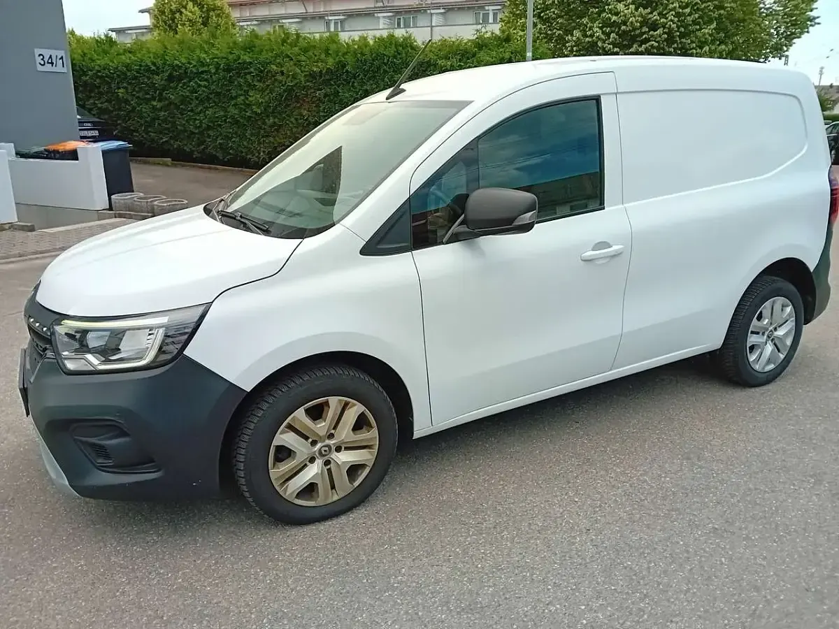 Gebraucht Renault Kangoo 95 PS (69 kW) 2021 Mineral weiss Van / Kleinbus