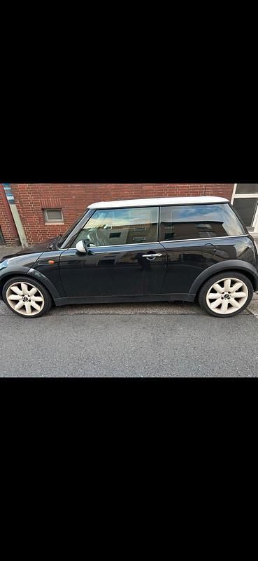 Gebraucht Mini Cooper 116 PS (85 kW) 2004 Schwarz Kleinwagen