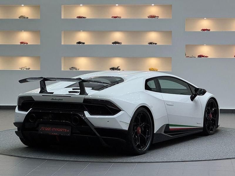 Gebraucht Lamborghini Huracán 795 PS (584 kW) 2019 Weiß