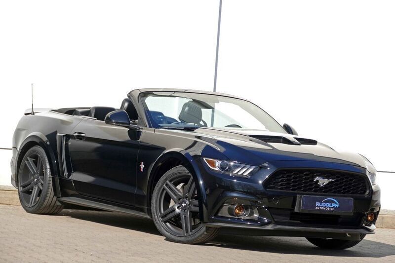 Schwarz Gebraucht 2016 Ford Mustang Convertible Cabrio | 27.499 € (Fairer Preis) - Bild 1/4