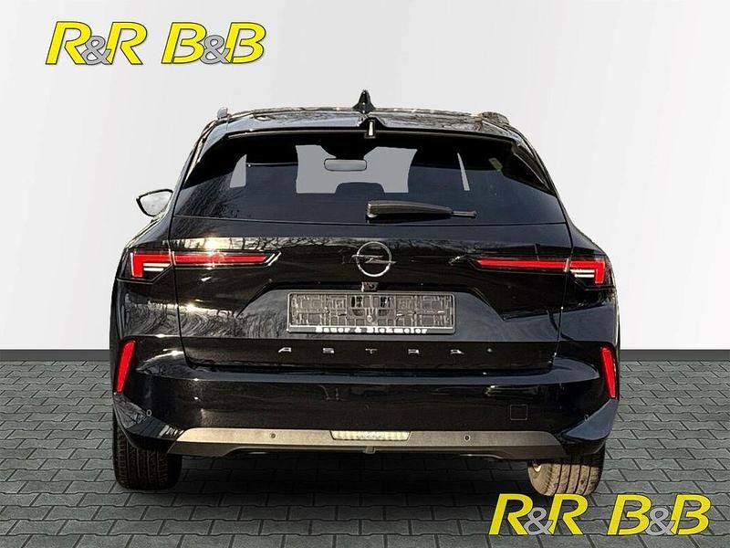 Gebraucht Opel Astra Edition 110 PS (80 kW) 2025 Schwarz Kombi