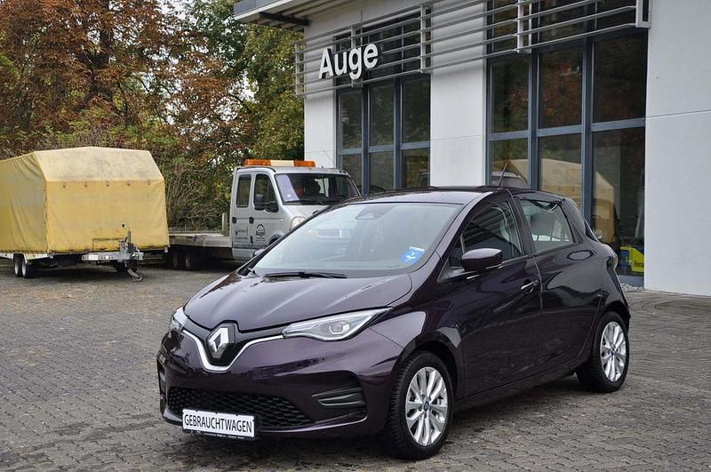 Heidelbeerlila Gebraucht 2021 Renault Zoe Experience Kleinwagen | 15.900 € (Etwas zu teuer) - Bild 1/4
