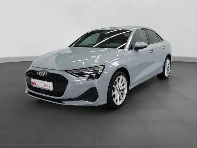 Gebraucht Audi A3 Ambiente 116 PS (85 kW) 2026 Pfeilgrau perleffekt Limousine