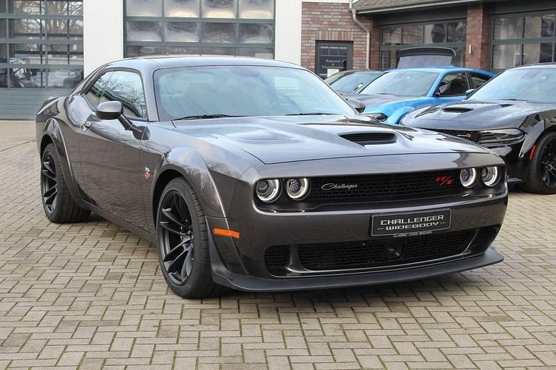 Neu Dodge Challenger 492 PS (361 kW) 2025 Grau Coupé