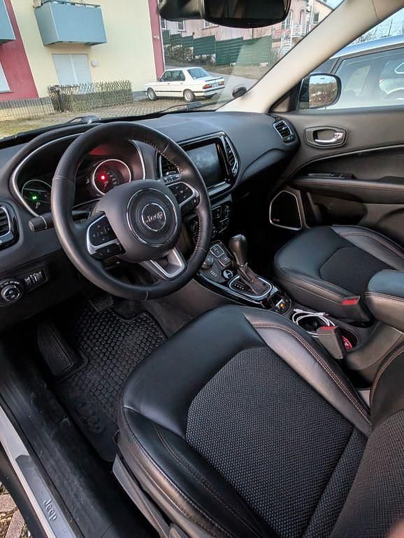 Gebraucht Jeep Compass Limited 170 PS (125 kW) 2020 Weiß SUV