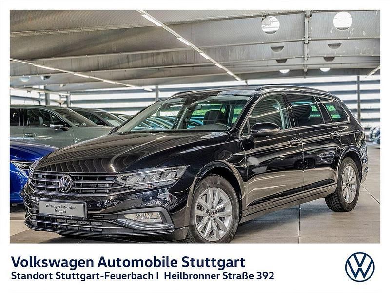 Deep black perleffekt Gebraucht 2021 VW Passat Business Kombi | 23.330 € (Guter Preis) - Bild 1/4