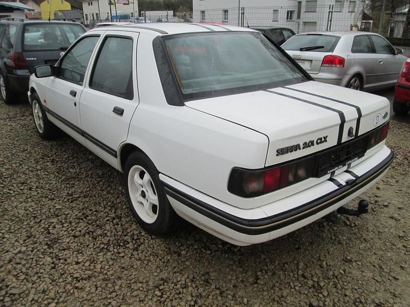Gebraucht Ford Sierra 104 PS (76 kW) 1993 Weiß Limousine