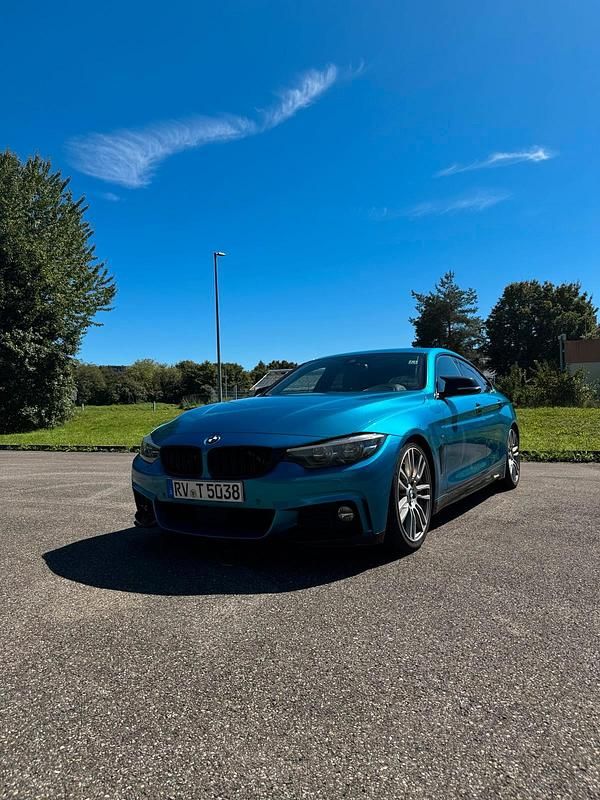 Blau Gebraucht 2017 BMW 430 M Sport Coupé | 23.500 € (Fairer Preis) - Bild 1/4
