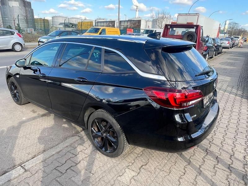 Gebraucht Opel Astra Dynamic 136 PS (100 kW) 2017 Schwarz Kombi