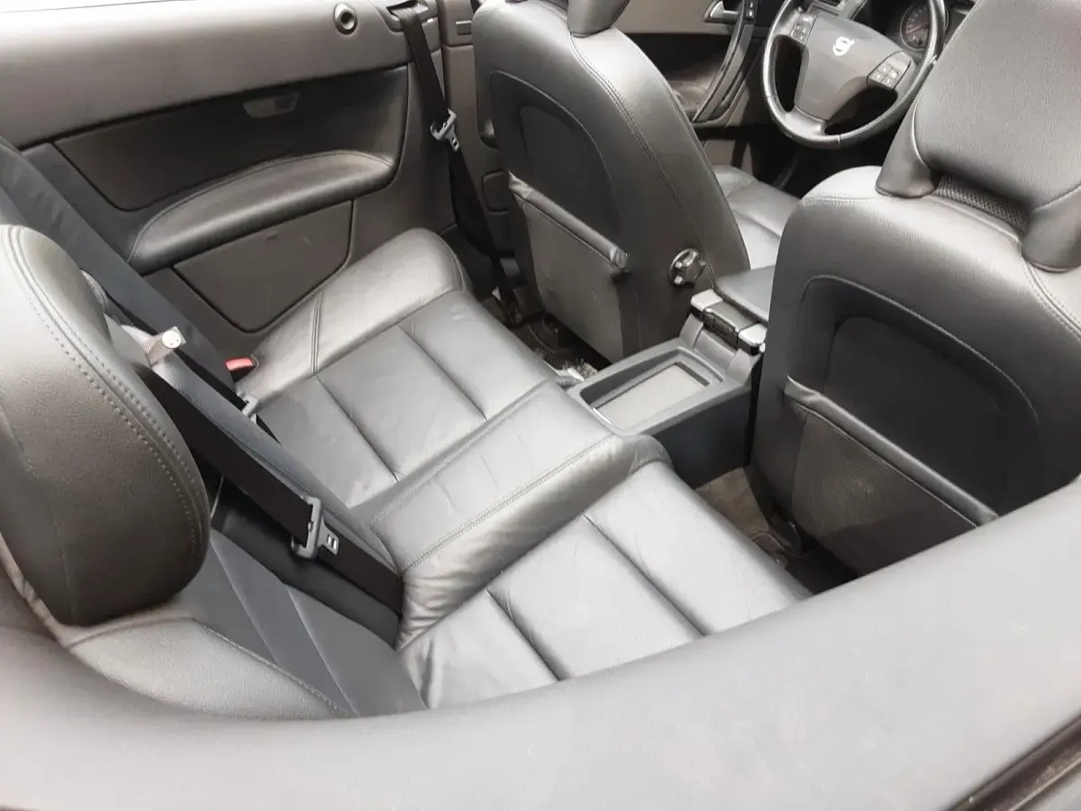 Gebraucht Volvo C70 Kinetic 140 PS (102 kW) 2009 Gold Cabrio
