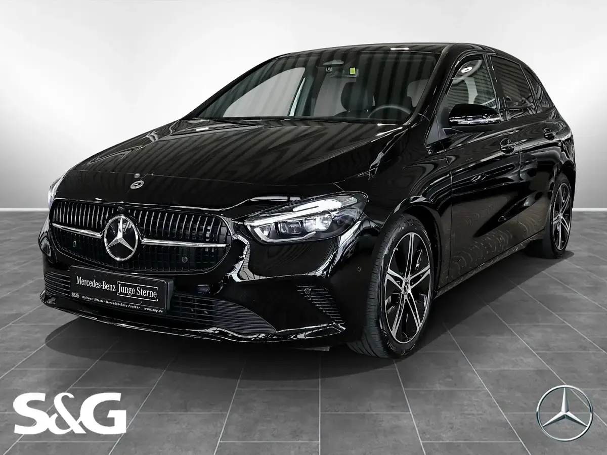 Gebraucht Mercedes B200 Progressive 163 PS (119 kW) 2025 Van / Kleinbus