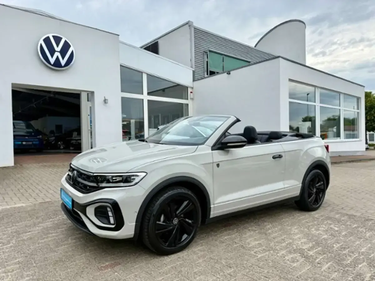 Gebraucht VW T-Roc Cabriolet R-line Edition 150 PS (110 kW) 2025 Ascotgrau Cabrio