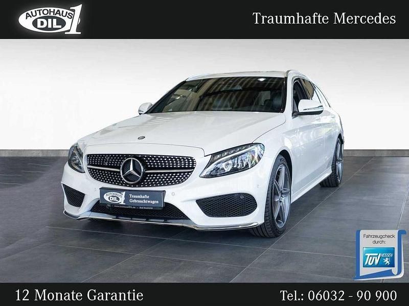 Weiß Gebraucht 2016 Mercedes C250 AMG line Limousine | 22.850 € (Fairer Preis) - Bild 1/3