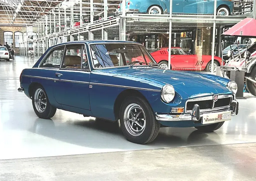 Käytetty MG B GT 95 HP (69 kW) 1973 Sininen Coupe - kaksiovinen