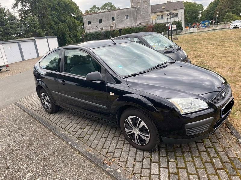 Gebraucht Ford Focus Cabriolet Trend 101 PS (74 kW) 2006 Schwarz Cabrio