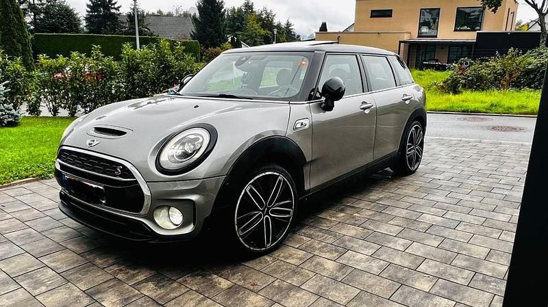 Beige Gebraucht 2017 Mini Cooper S Clubman Kombi | 14.850 € (Fairer Preis) - Bild 1/4