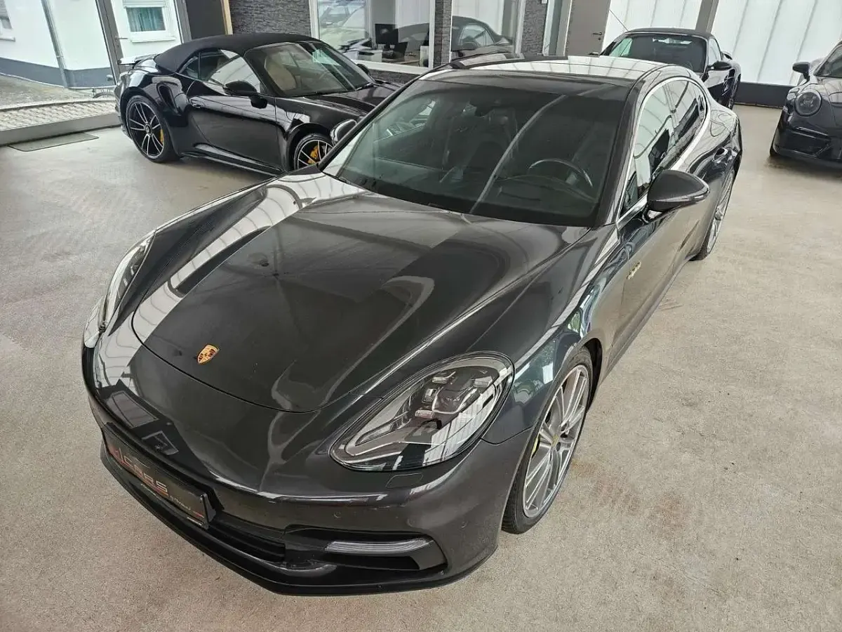 Gebraucht Porsche Panamera 462 PS (339 kW) 2019 Grau Kleinwagen