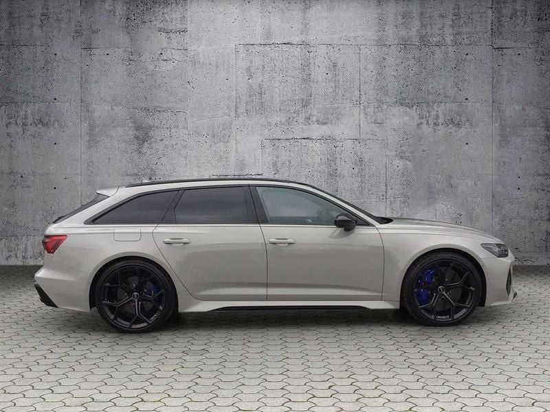 Gebraucht Audi RS6 Ambiente 630 PS (463 kW) 2025 Beige Kombi