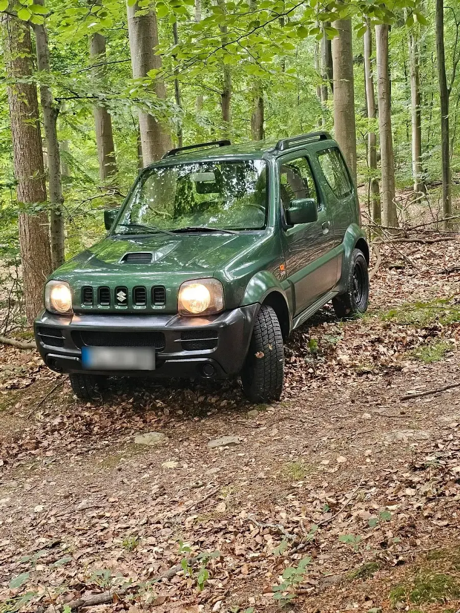 Gebraucht Suzuki Jimny 85 PS (62 kW) 2011 Grün SUV
